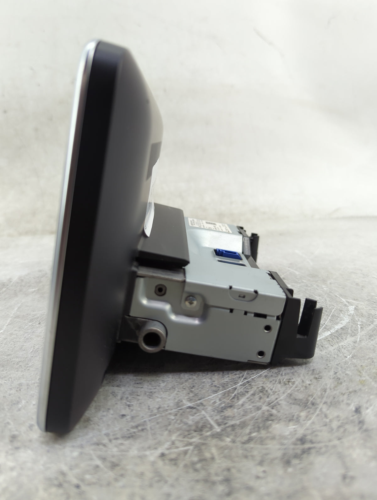 2016-2019 Mercedes-benz Glc300 Information Radio Display Screen - Oemusedautoparts1.com