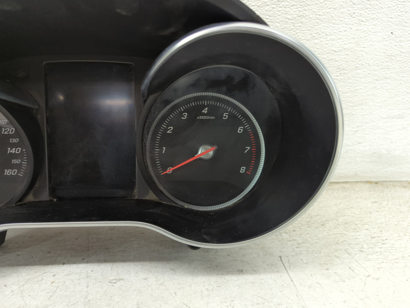 2017 Mercedes-Benz Glc300 Instrument Cluster Speedometer Gauges P/N:A 205 900 90 29 Miles: Fits OEM Used Auto Parts - Oemuse