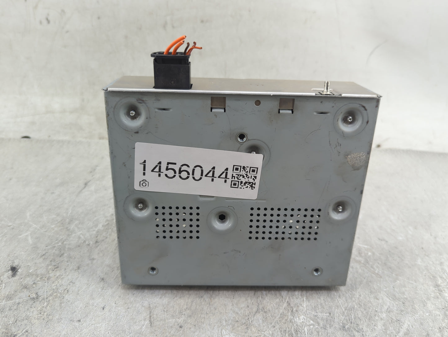 2017 Mercedes-Benz Glc300 Radio AM FM Cd Player Receiver Replacement P/N:A 222 900 51 11 Fits Fits 2015 2016 OEM Used Auto P