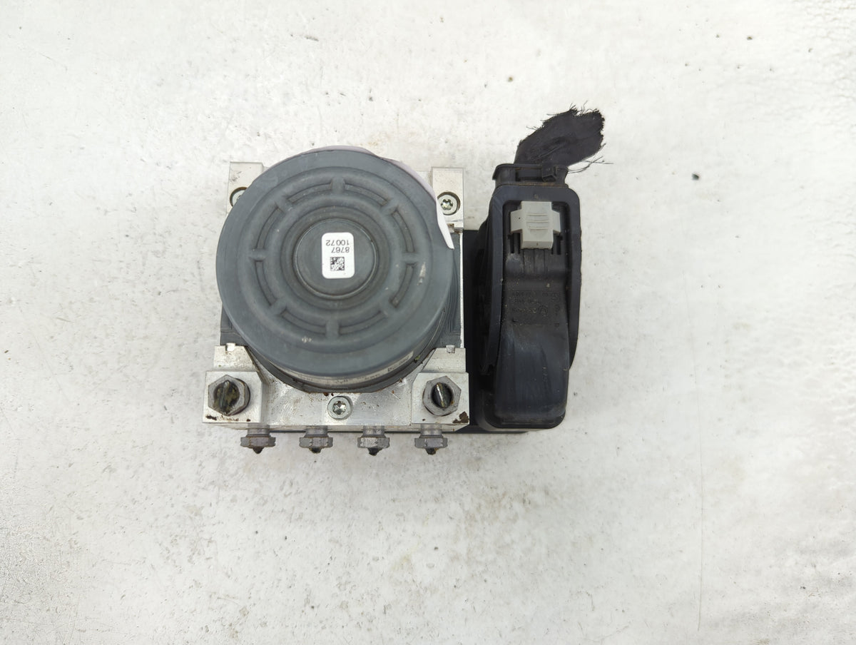 2017-2019 Mercedes-Benz Glc300 Anti-Lock Brake ABS Pump Module Actuator OEM P/N:A 253 431 02 00 Fits Fits 2017 2018 2019 OEM