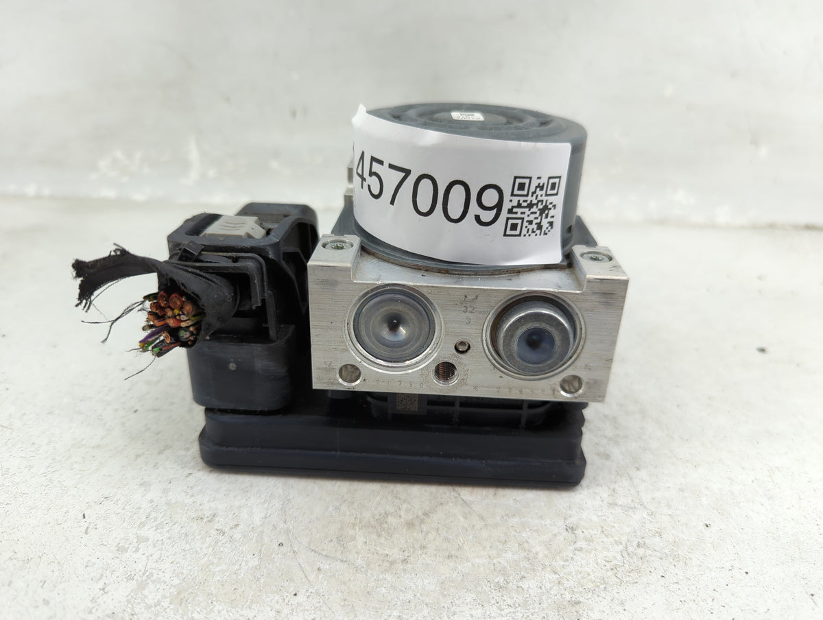 2017-2019 Mercedes-Benz Glc300 Anti-Lock Brake ABS Pump Module Actuator OEM P/N:A 253 431 02 00 Fits Fits 2017 2018 2019 OEM