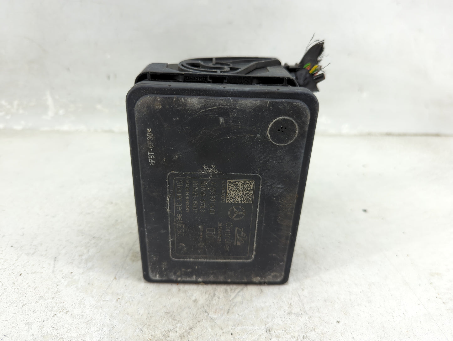 2017-2019 Mercedes-Benz Glc300 ABS Pump Control Module Replacement P/N:A 253 431 02 00 Fits Fits 2017 2018 2019 OEM Used Aut