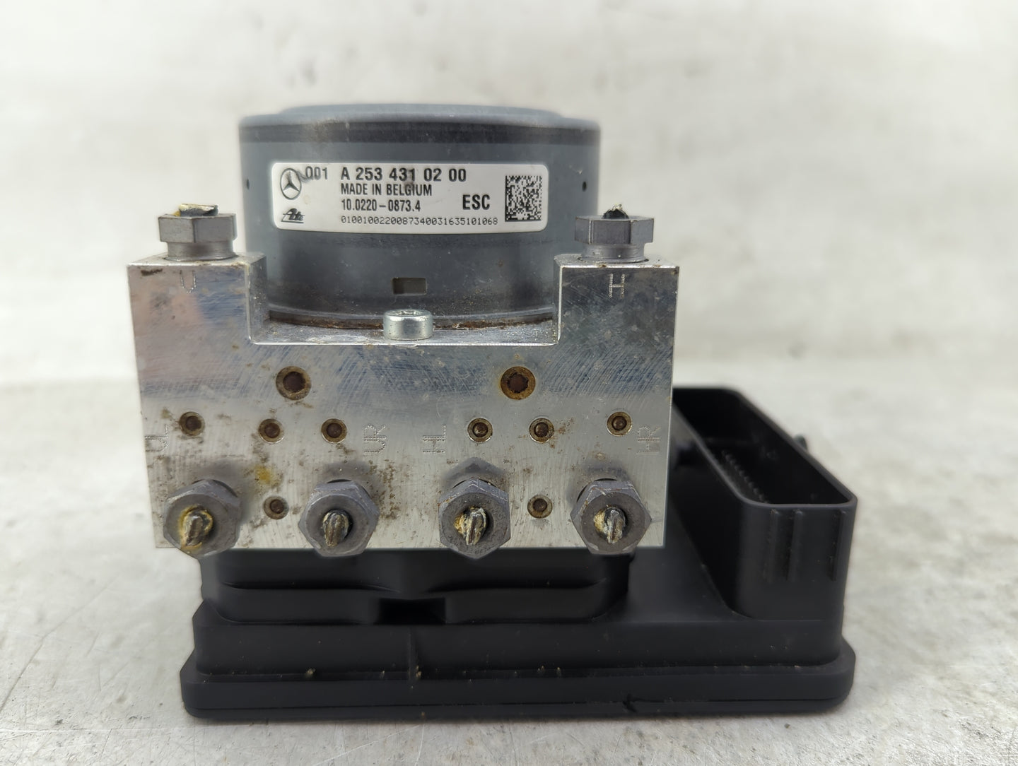 2017-2019 Mercedes-Benz Glc300 ABS Pump Control Module Replacement P/N:A2534310200 A2539011400 Fits Fits 2017 2018 2019 OEM 