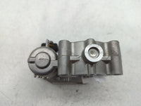 2016-2019 Mercedes-Benz Glc300 Throttle Body P/N:0 280 750 541 A 270 141 00 25 Fits OEM Used Auto Parts - Oemusedautoparts1.