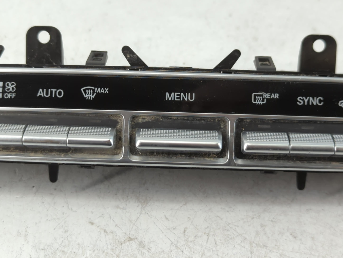 2016-2019 Mercedes-Benz Glc300 Climate Control Module Temperature AC/Heater Replacement P/N:A 205 905 47 06 Fits OEM Used Au