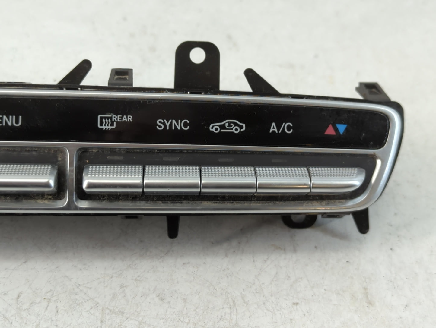 2016-2019 Mercedes-Benz Glc300 Climate Control Module Temperature AC/Heater Replacement P/N:A 205 905 47 06 Fits OEM Used Au