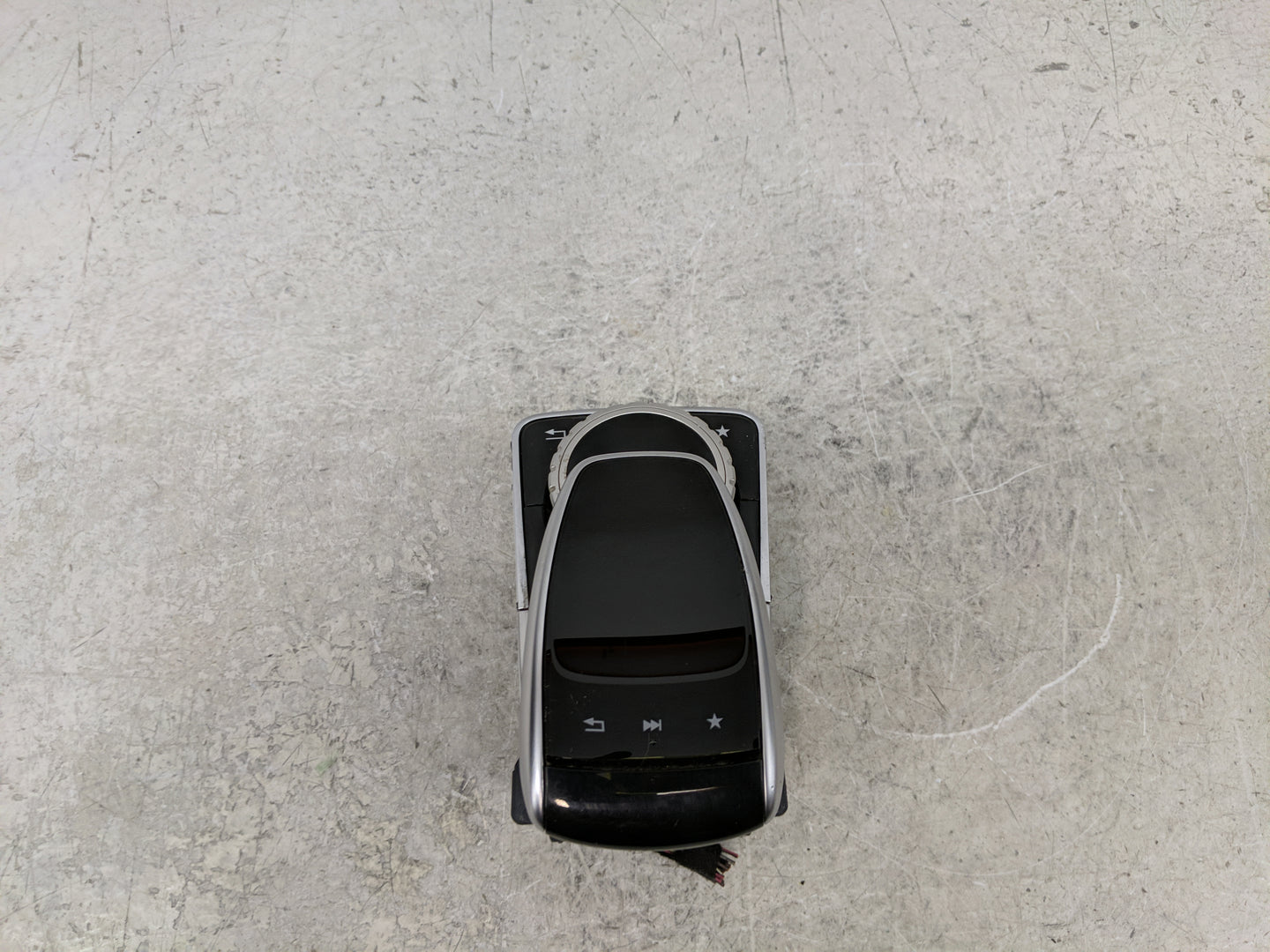 2016-2019 Mercedes-Benz Gle350 Radio AM FM Cd Player Receiver Replacement P/N:A166 900 4819 Fits Fits 2016 2017 2018 2019 OE