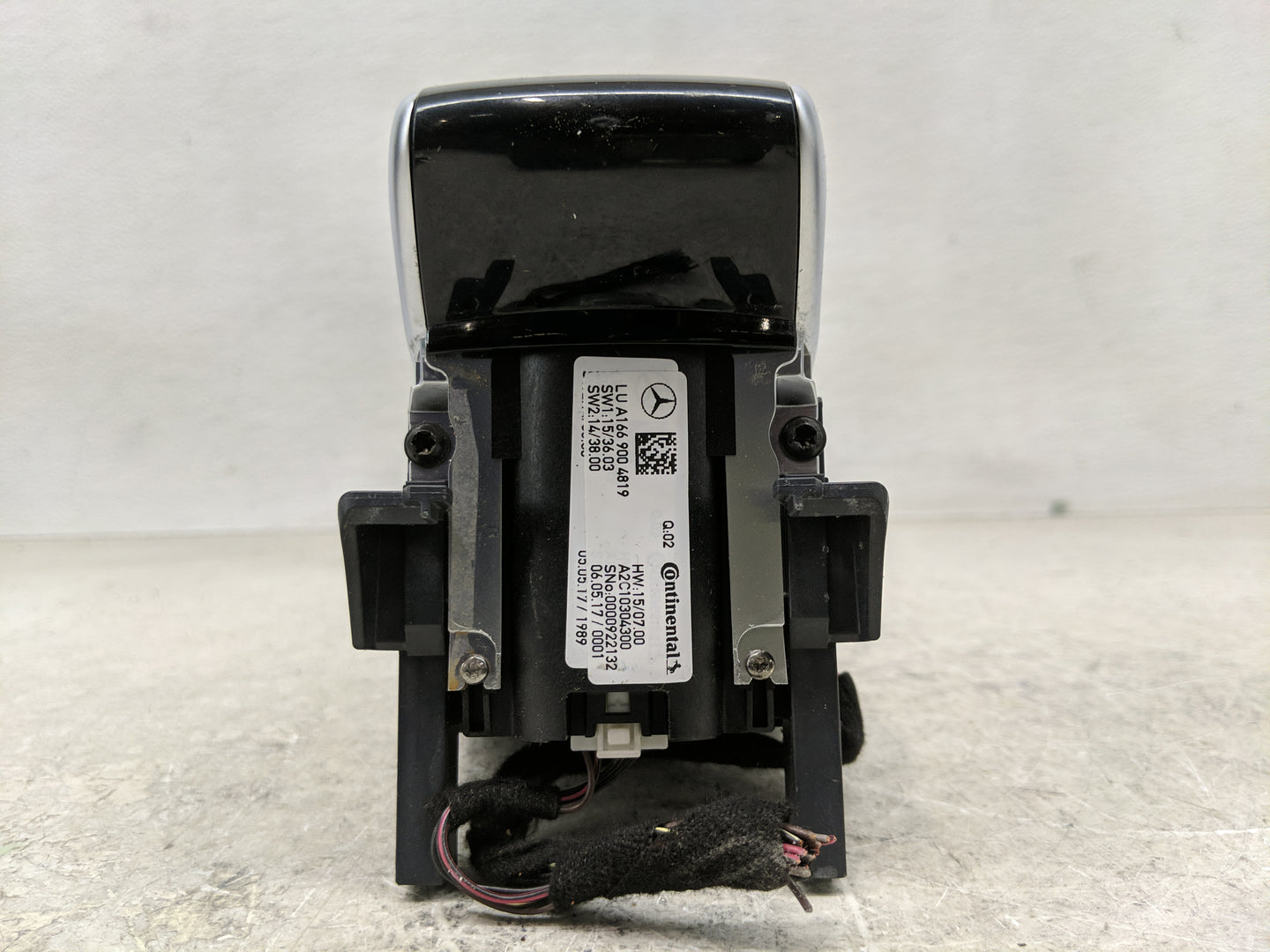2016-2019 Mercedes-Benz Gle350 Radio AM FM Cd Player Receiver Replacement P/N:A166 900 4819 Fits Fits 2016 2017 2018 2019 OE