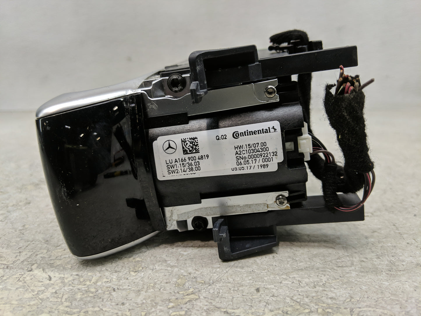 2016-2019 Mercedes-Benz Gle350 Radio AM FM Cd Player Receiver Replacement P/N:A166 900 4819 Fits Fits 2016 2017 2018 2019 OE