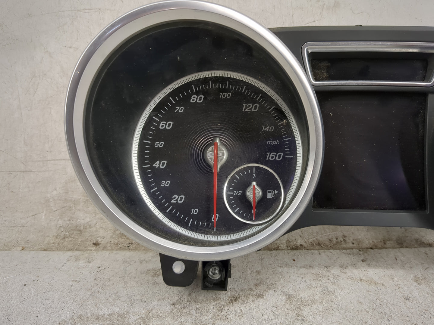 2017 Mercedes-Benz Gle350 Instrument Cluster Speedometer Gauges P/N:A1669001319 0263739089, A1669019105 Miles:66K Fits OEM U