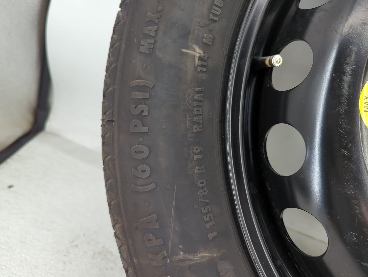2017 Mercedes-benz Gle350 Spare Donut Tire Wheel Rim Oem - Oemusedautoparts1.com