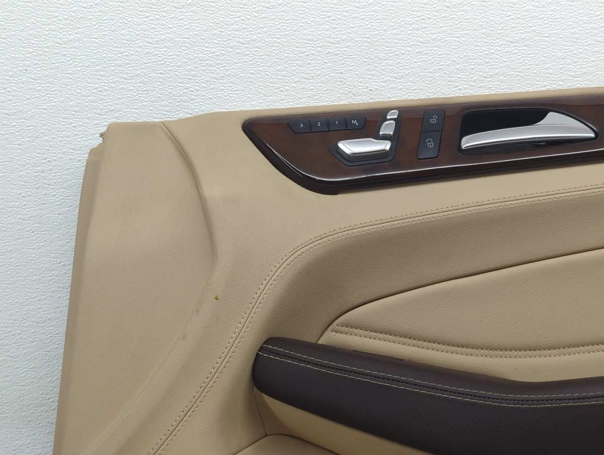 2017 Mercedes-benz Gle550e Front Left Driver Interior Door Panel Trim - Oemusedautoparts1.com