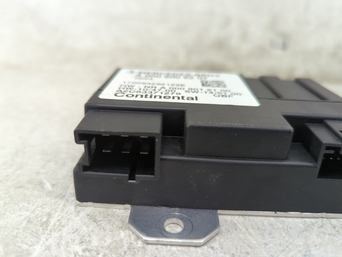 2017-2017 Mercedes-benz Gls450 Fuel Pump Control Module - Oemusedautoparts1.com