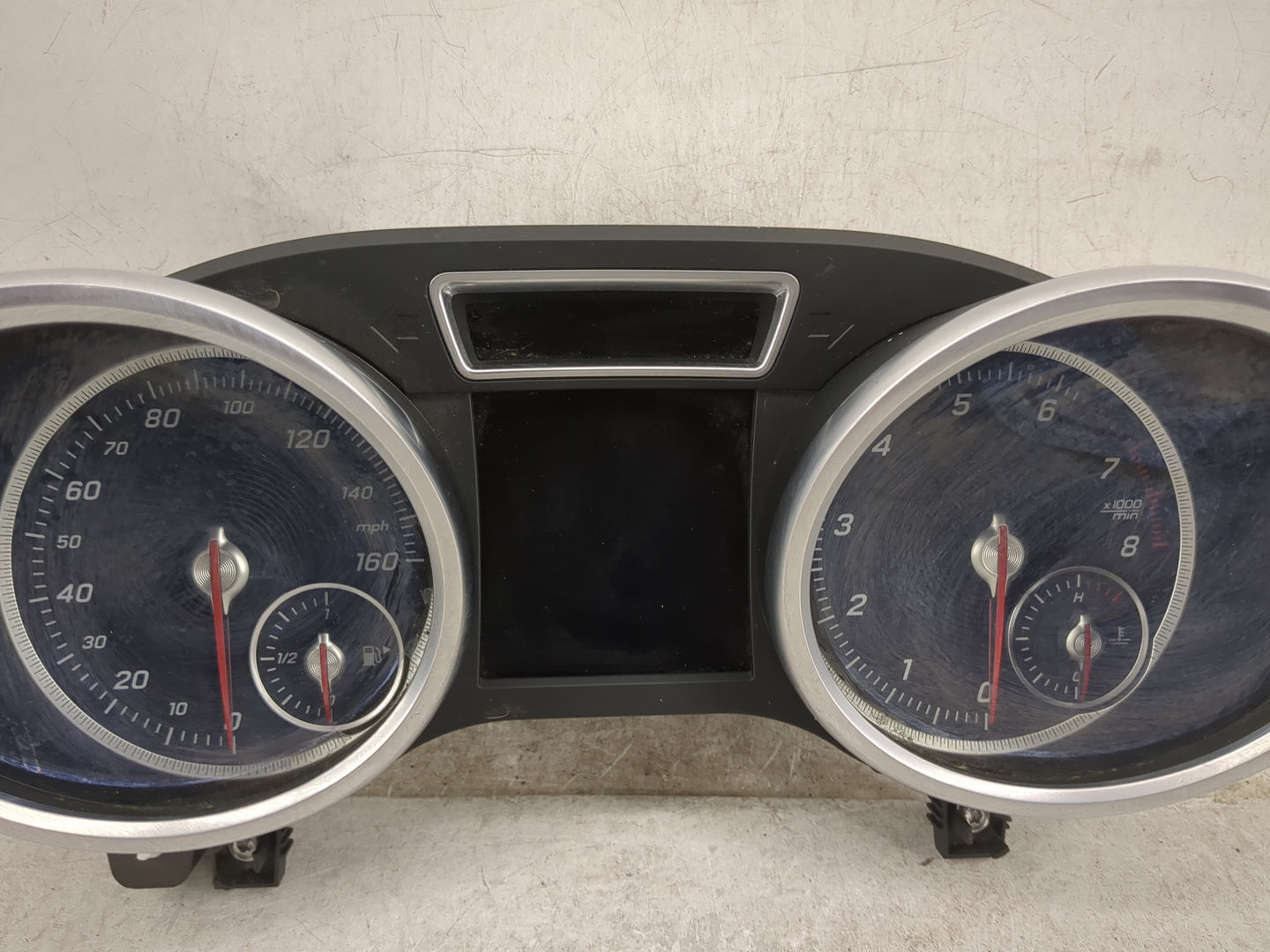 2017 Mercedes-Benz Gls450 Instrument Cluster Speedometer Gauges P/N:0 263 739 077 A166 900 01 19 Miles: Fits OEM Used Auto P