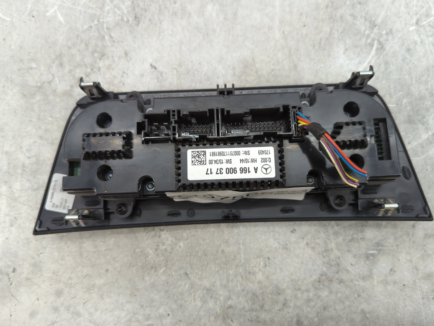 2017-2019 Mercedes-Benz Gls450 Climate Control Module Temperature AC/Heater Replacement P/N:A 166 900 37 17 Fits OEM Used Au
