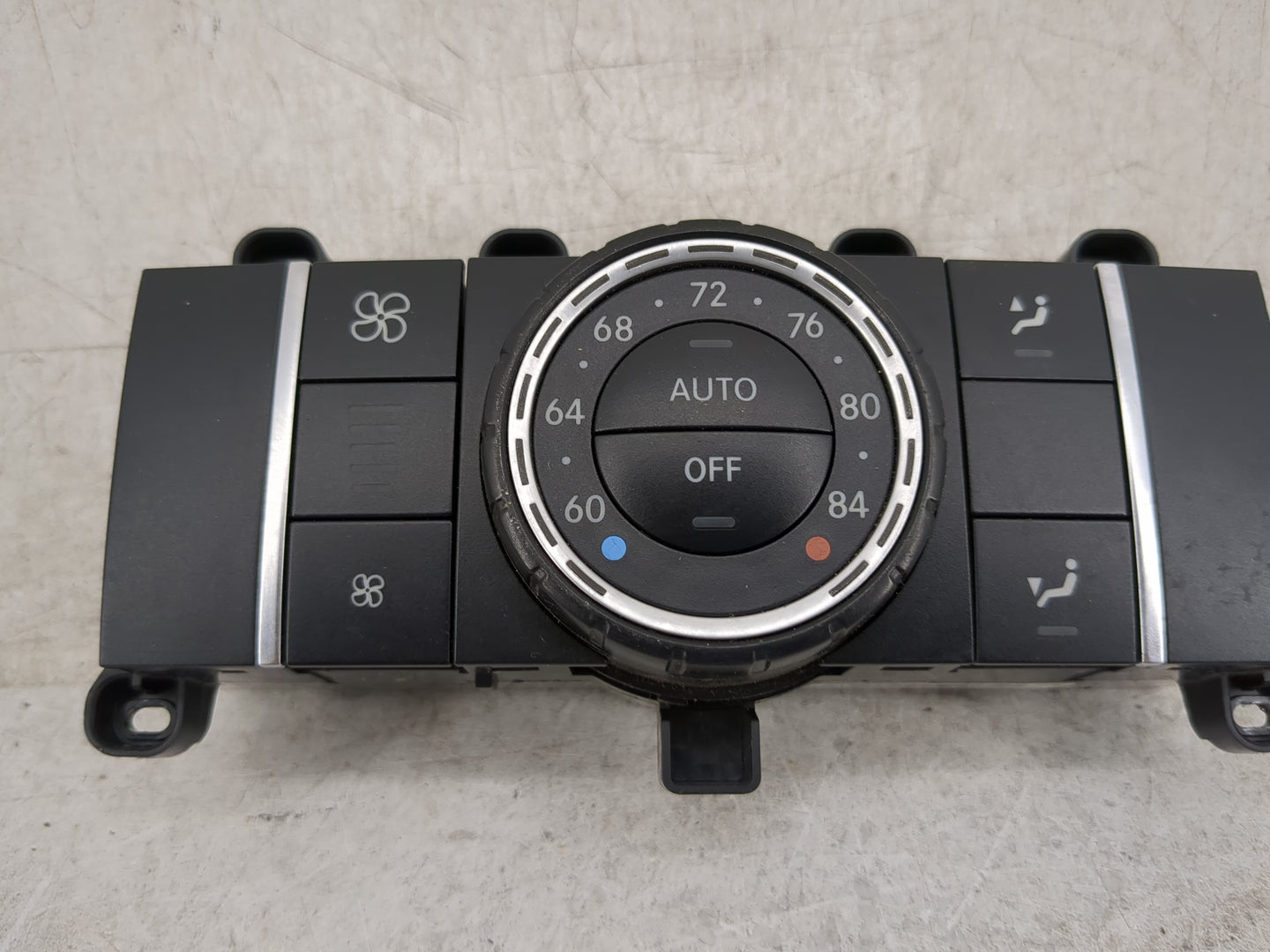 2017-2019 Mercedes-Benz Gls450 Climate Control Module Temperature AC/Heater Replacement P/N:166 902 27 03 166 820 74 10 Fits