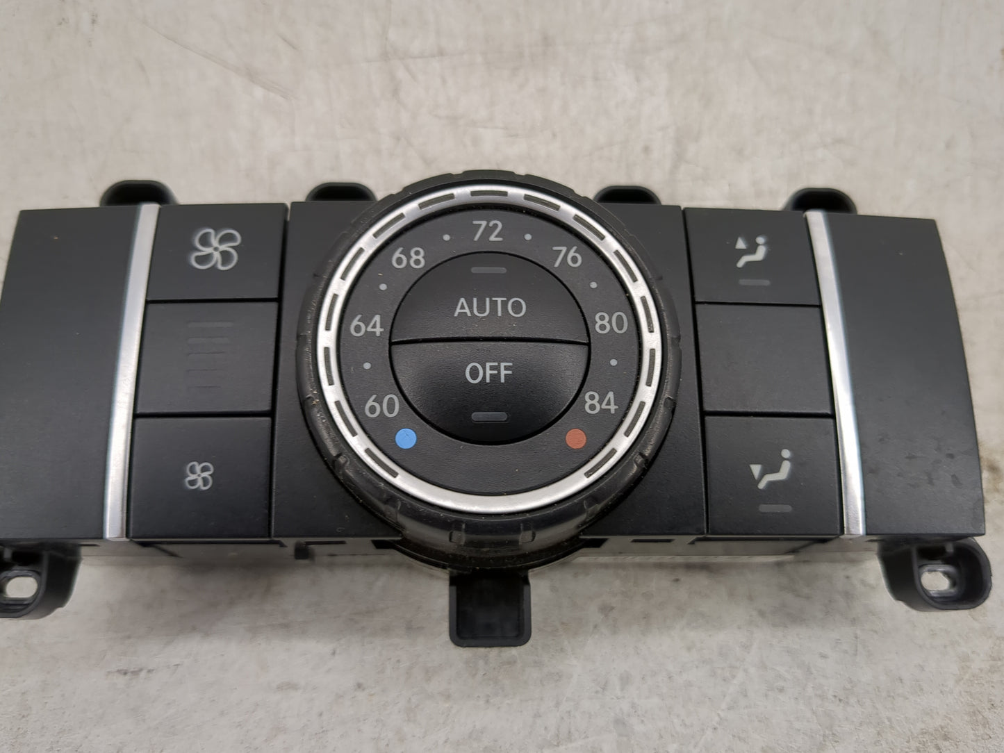2017-2019 Mercedes-Benz Gls450 Climate Control Module Temperature AC/Heater Replacement P/N:166 902 27 03 166 820 74 10 Fits