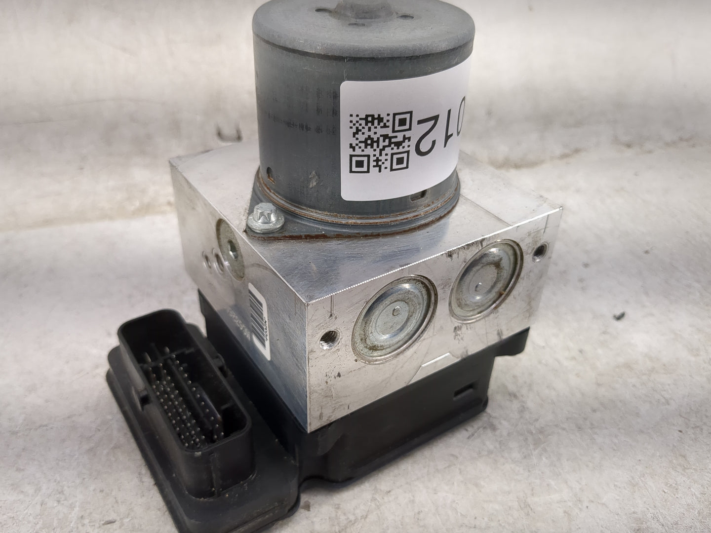 2017-2019 Mercedes-Benz Gls450 ABS Pump Control Module Replacement P/N:A1669013400 MC6326A017BED Fits Fits 2017 2018 2019 OE