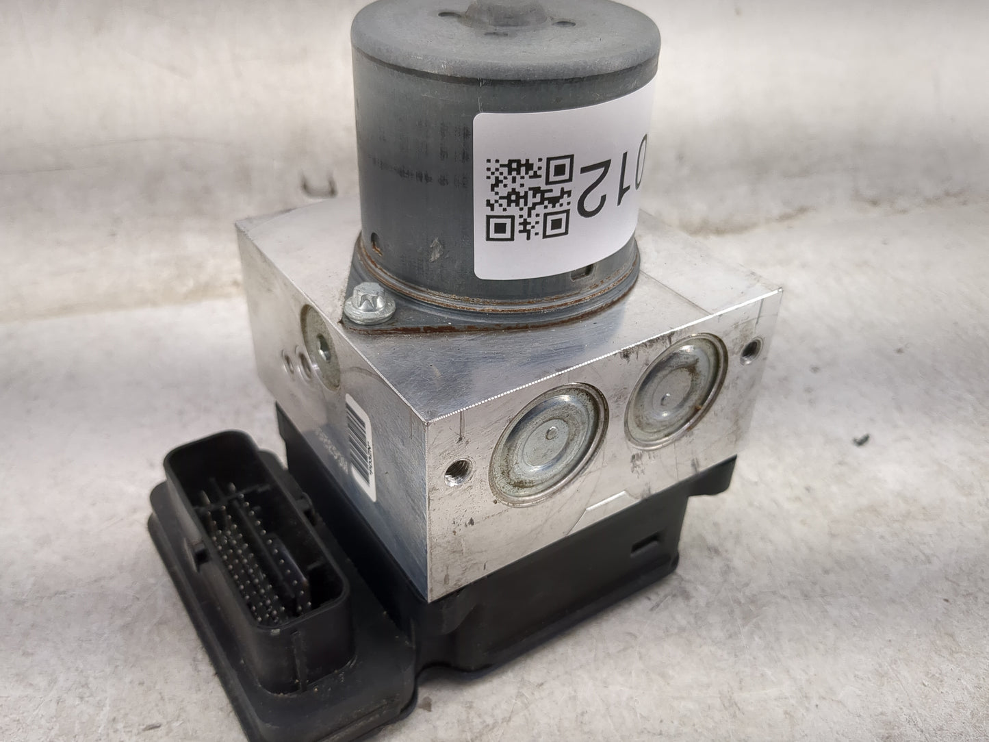 2017-2019 Mercedes-Benz Gls450 ABS Pump Control Module Replacement P/N:A1669013400 MC6326A017BED Fits Fits 2017 2018 2019 OE