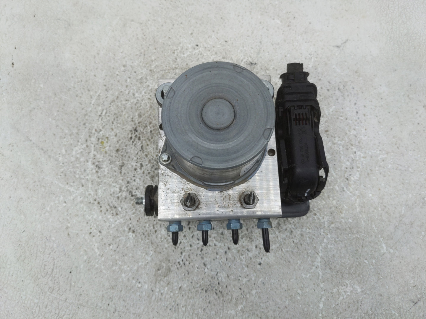 2016-2021 Mercedes-Benz Metris ABS Pump Control Module Replacement P/N:A447 900 38 02 Fits Fits 2016 2017 2018 2019 2020 202