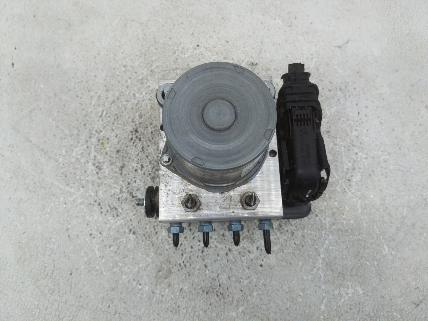 2016-2021 Mercedes-Benz Metris ABS Pump Control Module Replacement P/N:A447 900 38 02 Fits Fits 2016 2017 2018 2019 2020 202