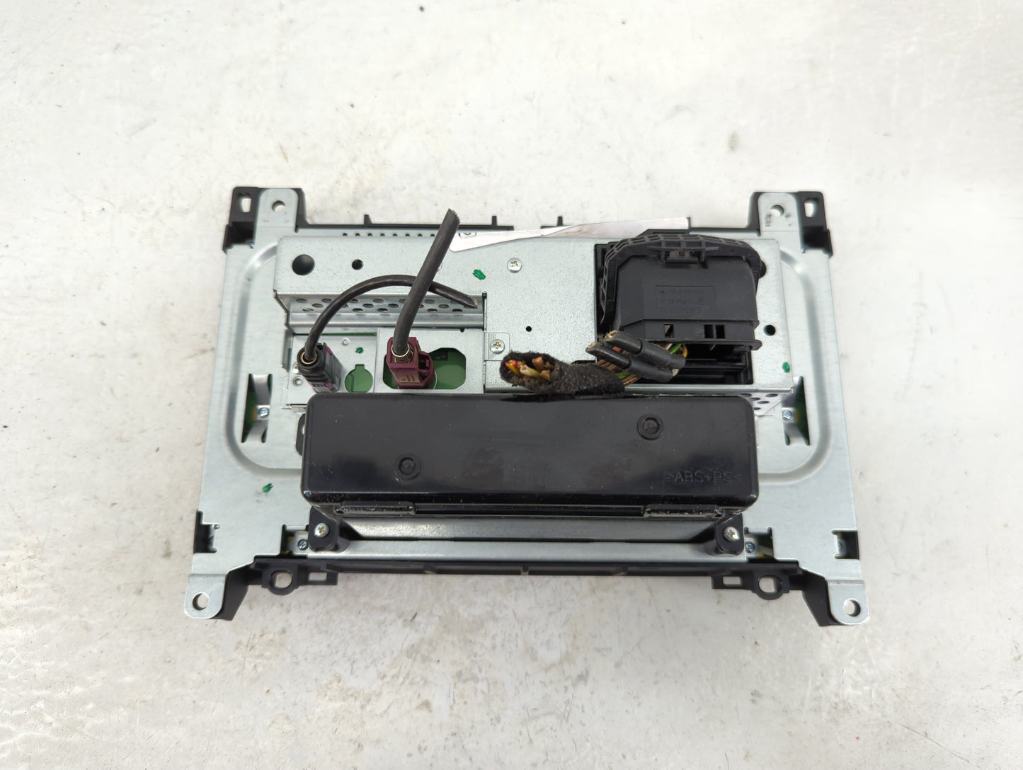 2017 Mercedes-Benz Metris Radio AM FM Cd Player Receiver Replacement P/N:A4479008905 Fits OEM Used Auto Parts - Oemusedautop