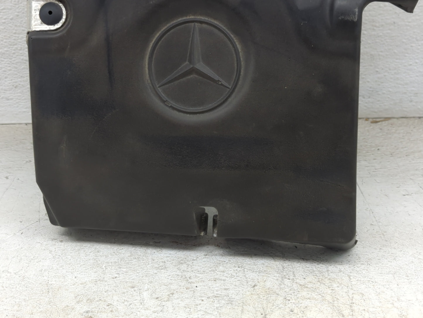2017 Mercedes-benz Metris Engine Cover - Oemusedautoparts1.com