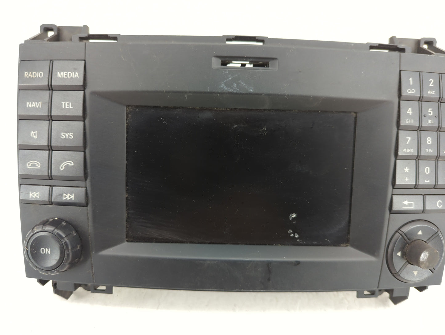 2017 Mercedes-Benz Sprinter 2500 Radio AM FM Cd Player Receiver Replacement P/N:A9069000904 Fits OEM Used Auto Parts - Oemus
