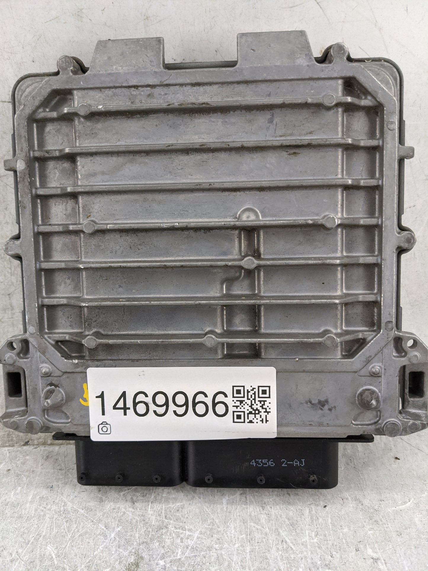 2017 Mercedes Cclass PCM Engine Control Computer ECU ECM PCU OEM P/N:A2749001600 A2749011600 Fits Fits 2016 2018 2019 2020 O
