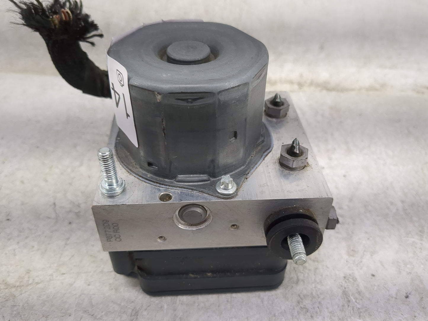 2017 Mercedes Gla250 ABS Pump Control Module Replacement P/N:A0004311700 269784 Fits Fits 2015 2016 2018 2019 2020 OEM Used 