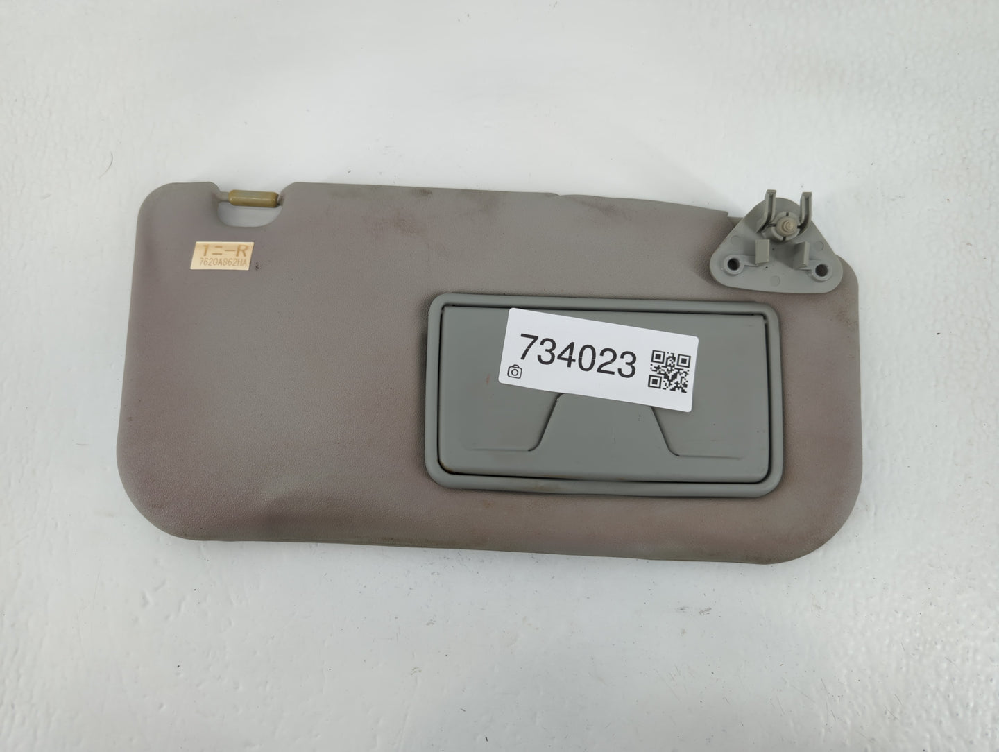 2017 Mercury Milan Sun Visor Shade Replacement Driver Left Mirror Fits OEM Used Auto Parts - Oemusedautoparts1.com