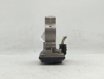 2016-2018 Mini Cooper Throttle Body P/N:7 618 838 7 619 008 Fits Fits 2014 2015 2016 2017 2018 2019 OEM Used Auto Parts