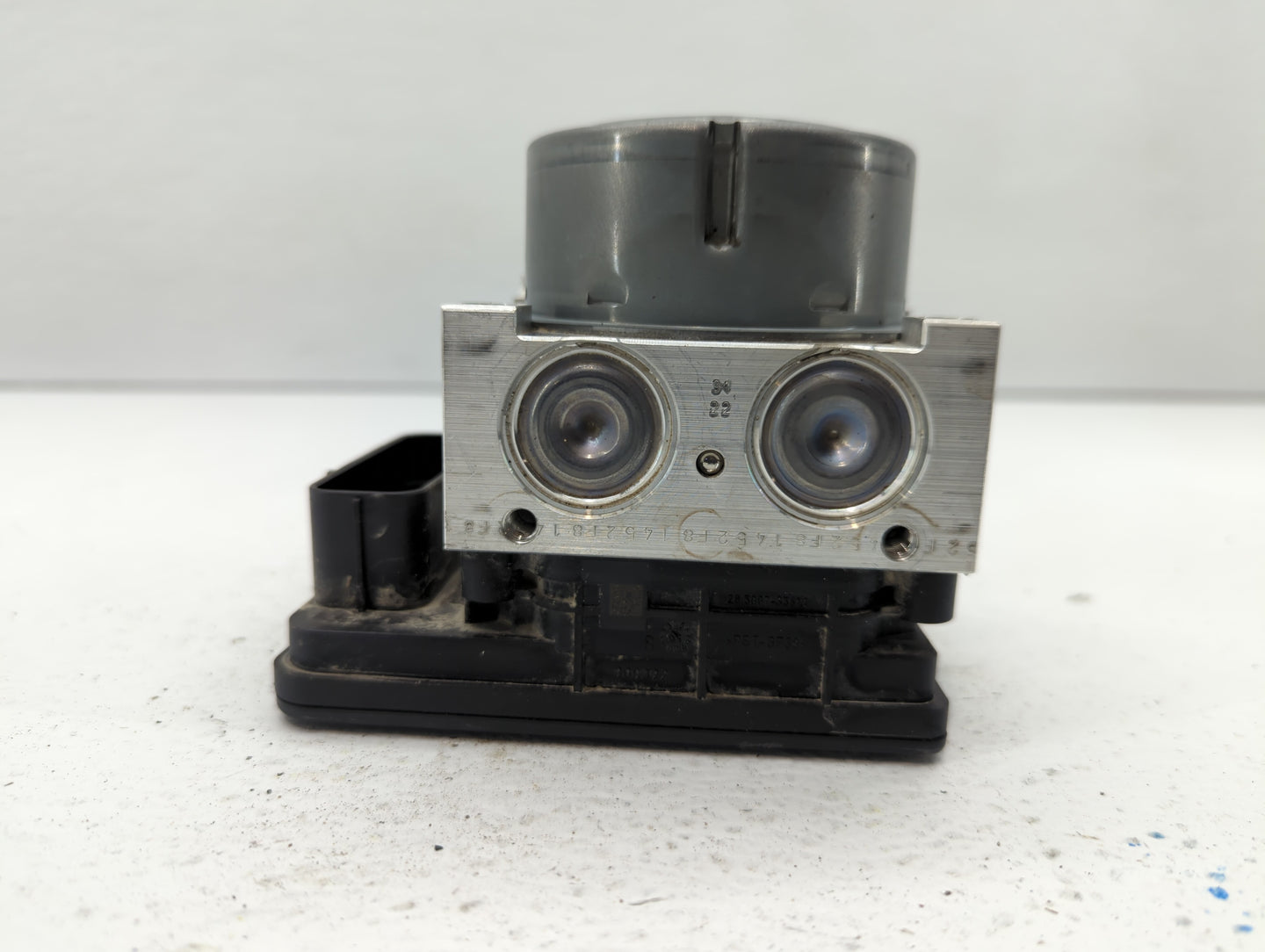 2017 Mini Cooper ABS Pump Control Module Replacement P/N:3451-6885277 3451-6882556 Fits OEM Used Auto Parts - Oemusedautopar