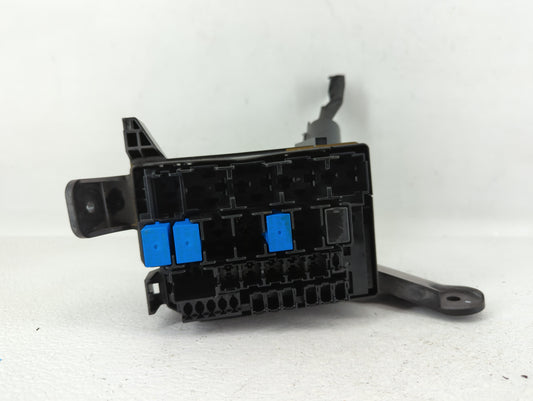 2017 Mini Cooper Fusebox Fuse Box Panel Relay Module P/N:FB302000B Fits OEM Used Auto Parts - Oemusedautoparts1.com