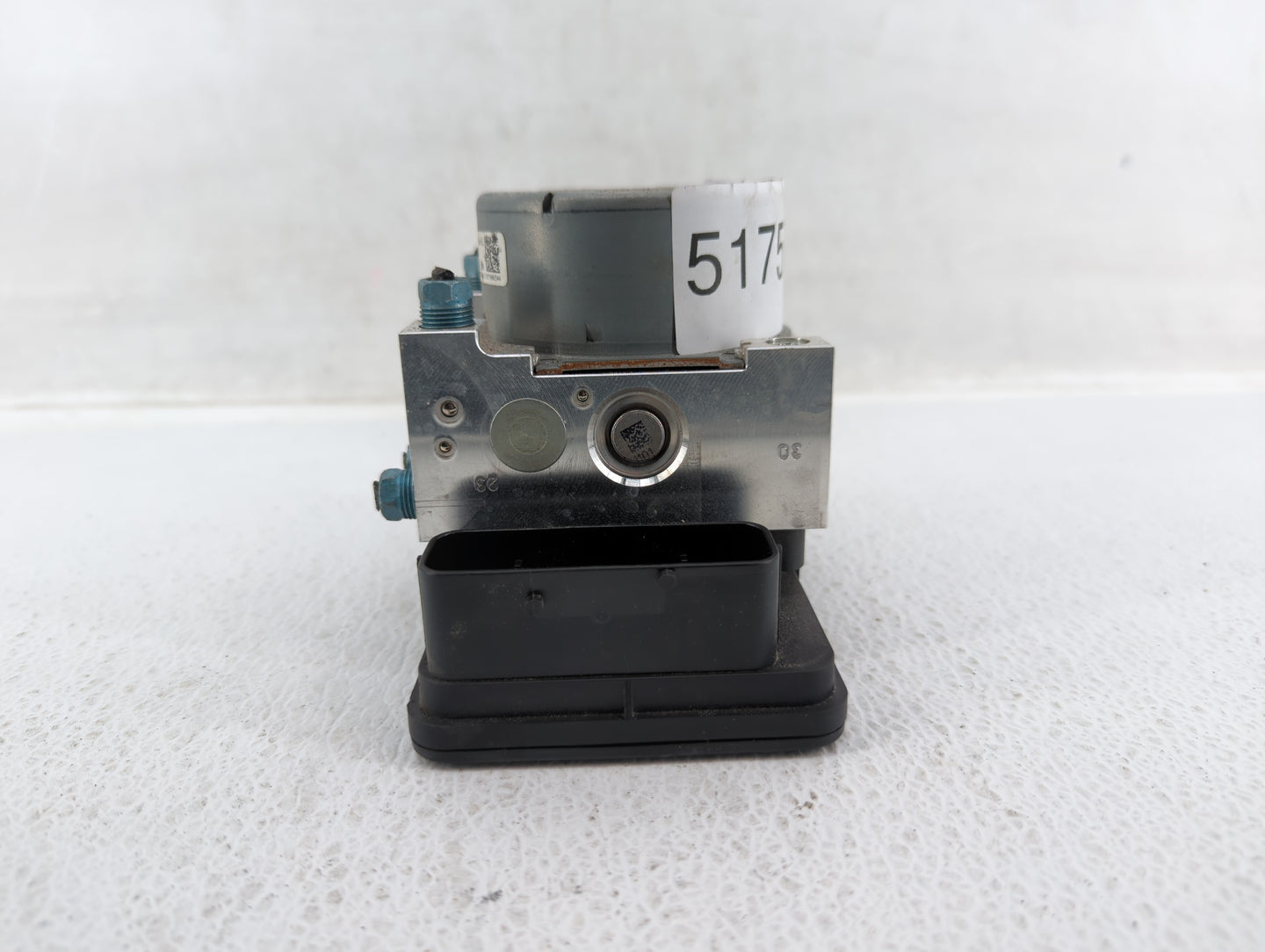 2017 Mini Cooper ABS Pump Control Module Replacement P/N:3451-6885277 3451-6882556 Fits OEM Used Auto Parts - Oemusedautopar