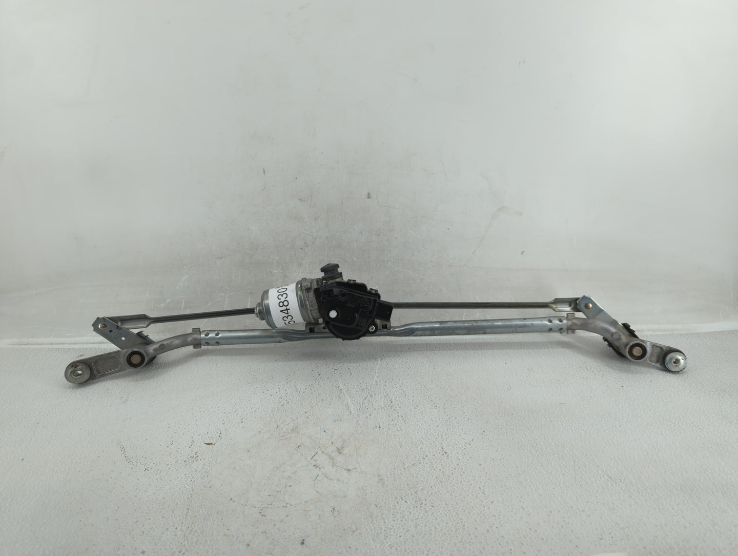 2017 Mini Cooper Front Windshield Wiper Motor P/N:7 419 787-03 Fits OEM Used Auto Parts - Oemusedautoparts1.com