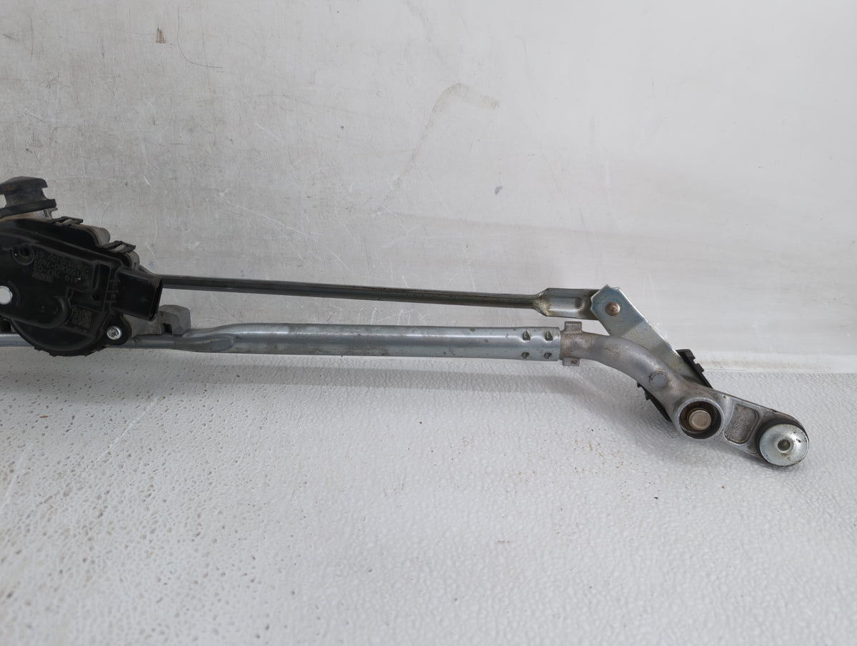 2017 Mini Cooper Front Windshield Wiper Motor P/N:7 419 787-03 Fits OEM Used Auto Parts - Oemusedautoparts1.com