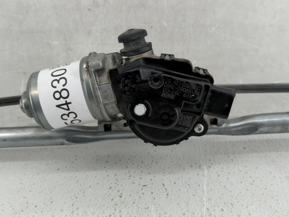 2017 Mini Cooper Front Windshield Wiper Motor P/N:7 419 787-03 Fits OEM Used Auto Parts - Oemusedautoparts1.com