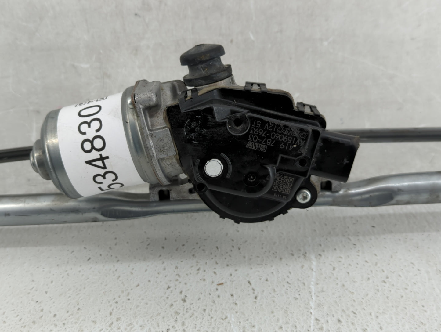 2017 Mini Cooper Front Windshield Wiper Motor P/N:7 419 787-03 Fits OEM Used Auto Parts - Oemusedautoparts1.com