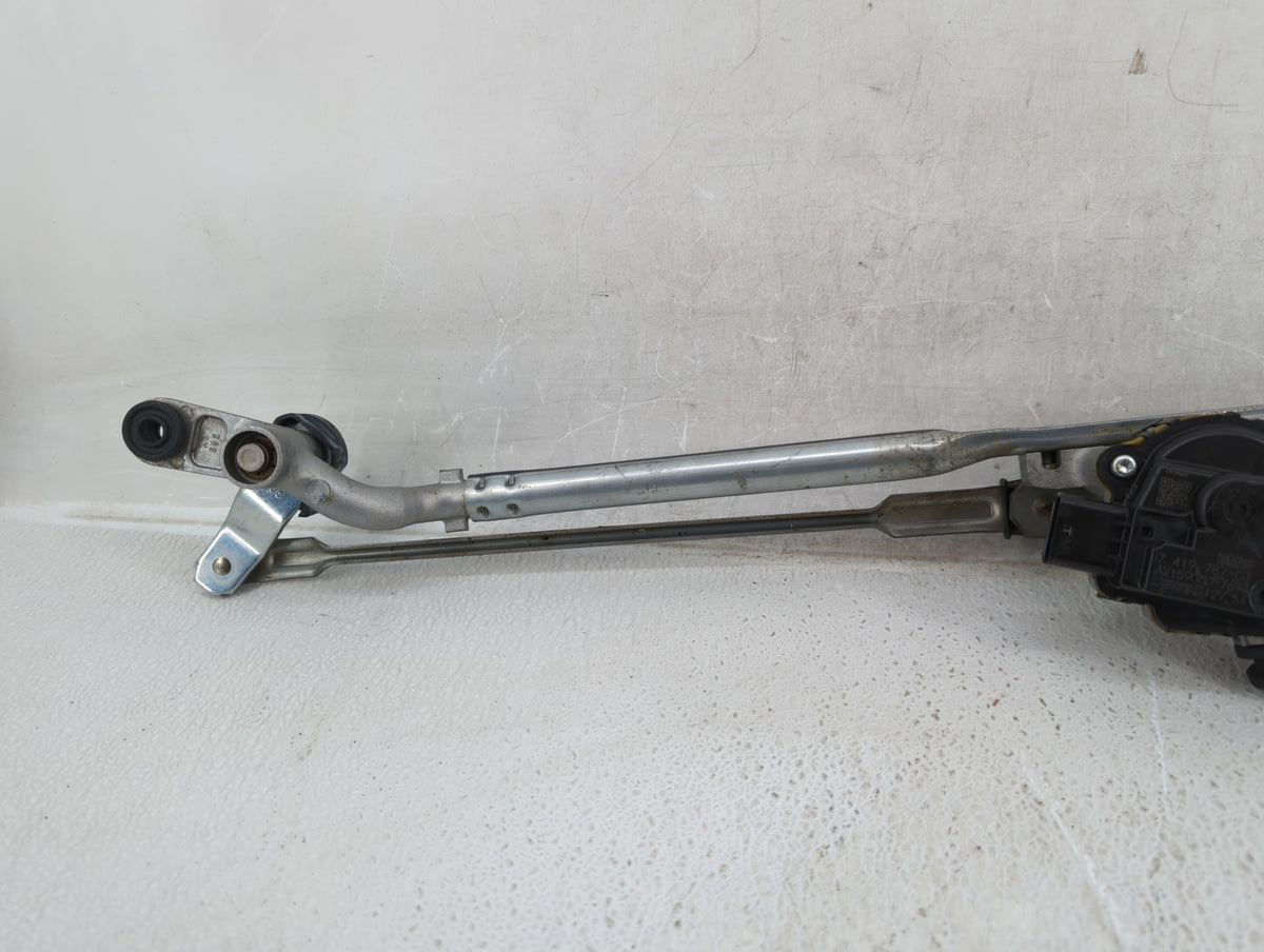2017 Mini Cooper Front Windshield Wiper Motor P/N:7 419 787-03 Fits OEM Used Auto Parts - Oemusedautoparts1.com