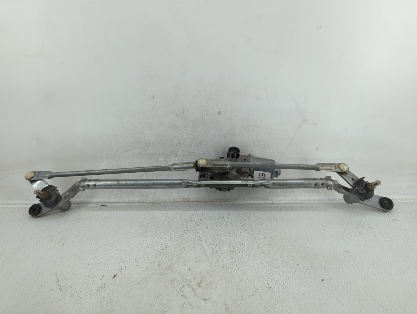 2017 Mini Cooper Front Windshield Wiper Motor P/N:7 419 787-03 Fits OEM Used Auto Parts - Oemusedautoparts1.com