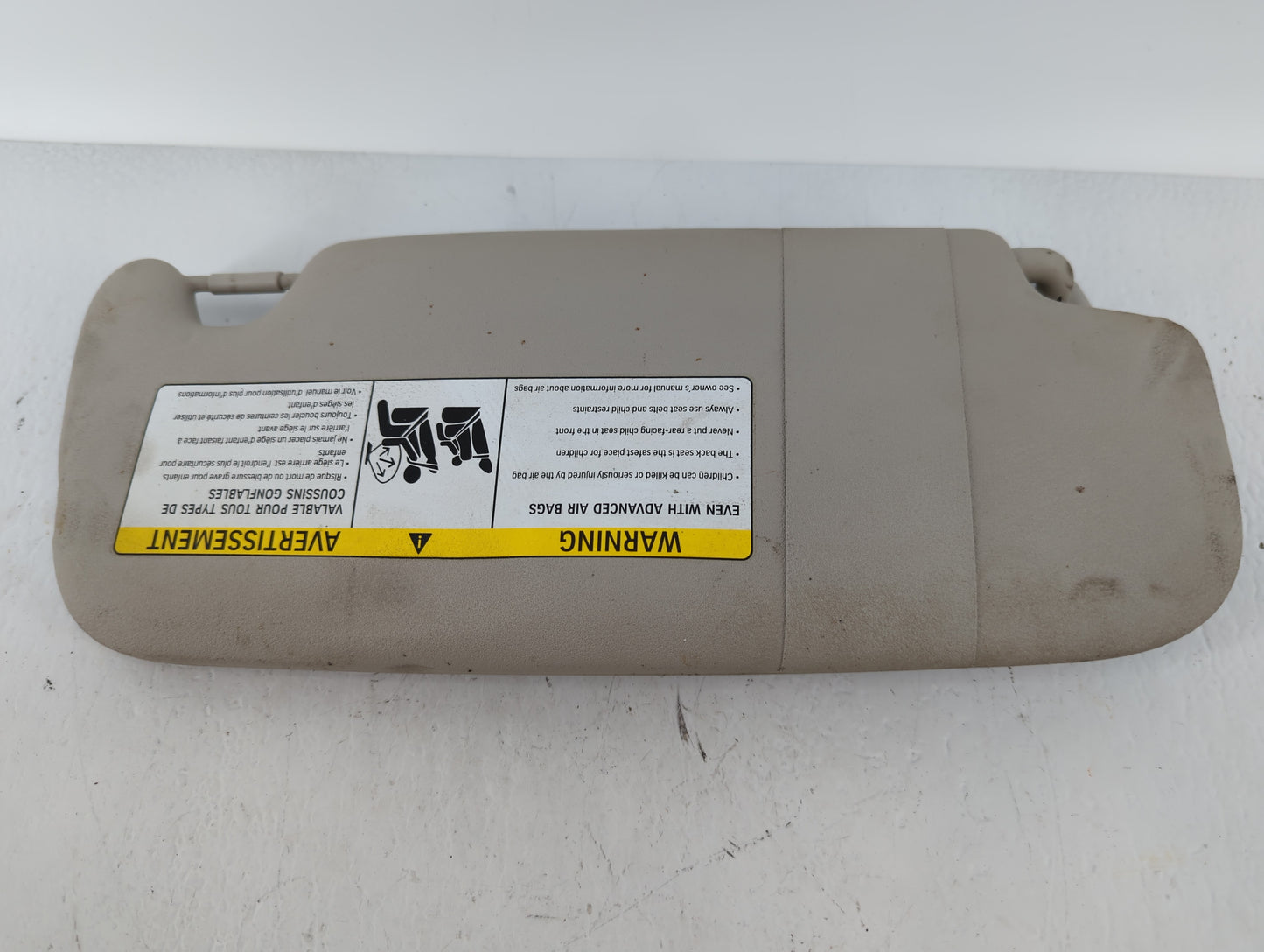 2017 Mini Cooper Sun Visor Shade Replacement Driver Left Mirror Fits OEM Used Auto Parts - Oemusedautoparts1.com