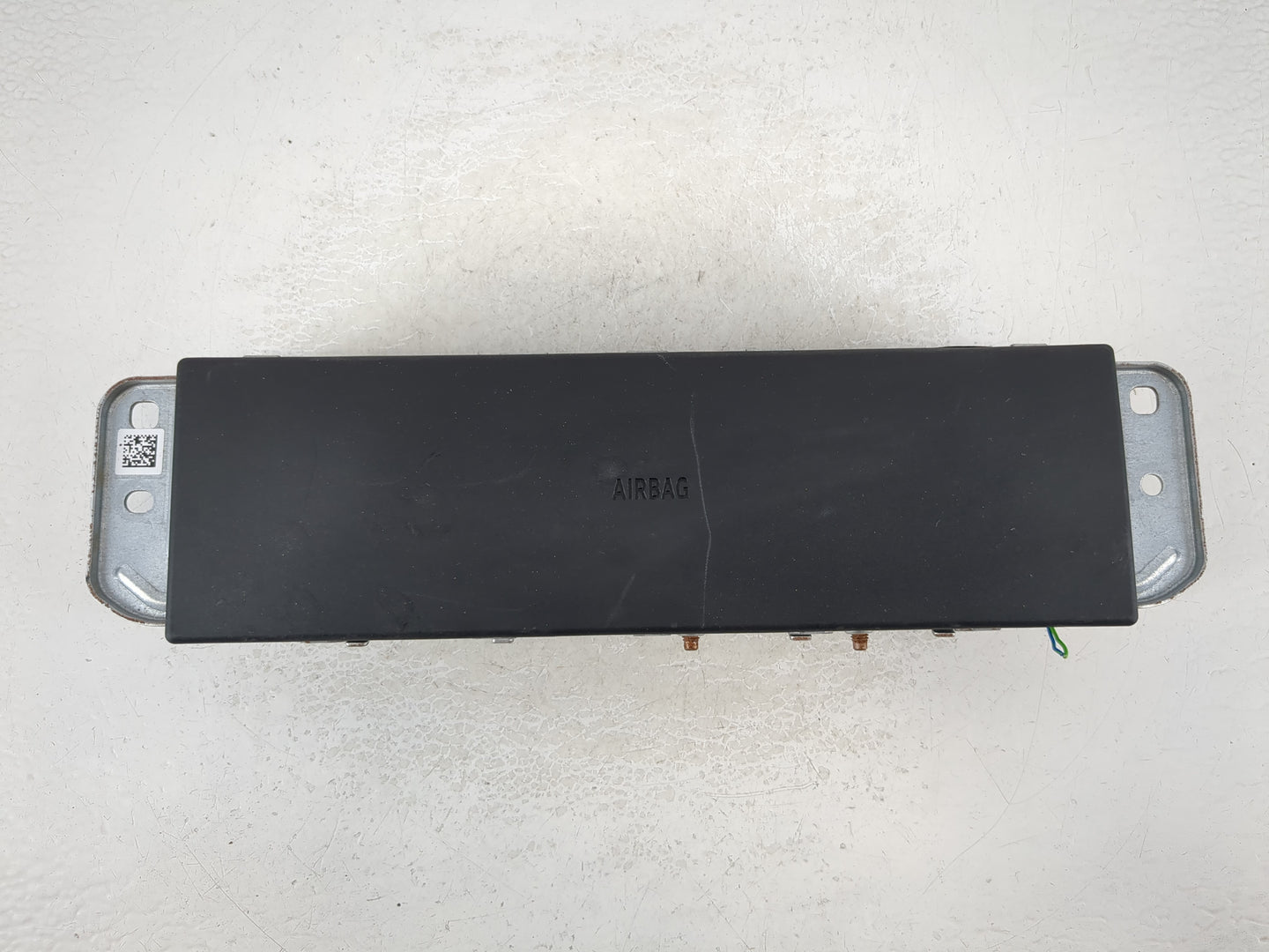 2016-2018 Mini Cooper Clubman Air Bag Passenger Right Knee OEM P/N:0589-P1-000356 Fits Fits 2016 2017 2018 2019 2020 2021 20