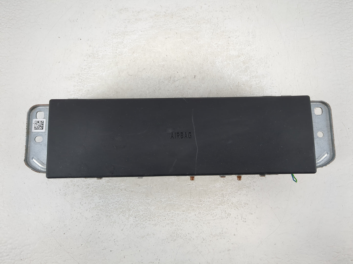 2016-2018 Mini Cooper Clubman Air Bag Passenger Right Knee OEM P/N:0589-P1-000356 Fits Fits 2016 2017 2018 2019 2020 2021 20