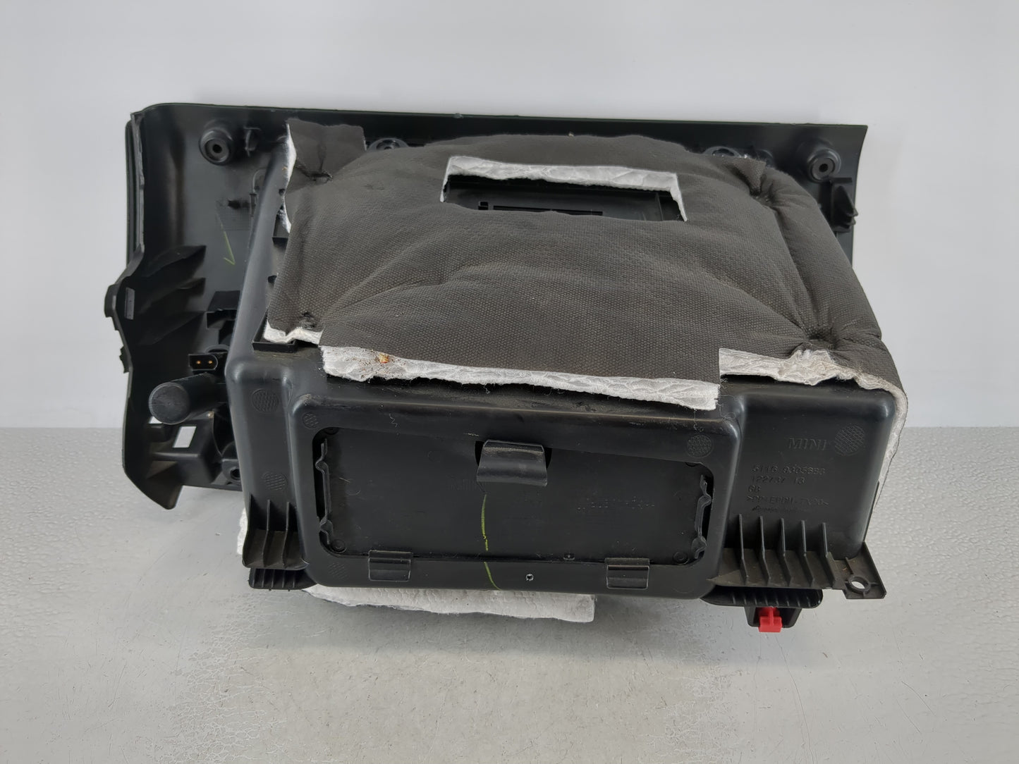 2017 Mini Cooper Clubman Passenger Glove Box Door Storage Compartment - Oemusedautoparts1.com