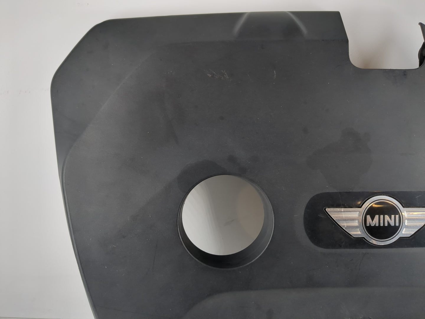 2017 Mini Cooper Clubman Engine Cover Black - Oemusedautoparts1.com