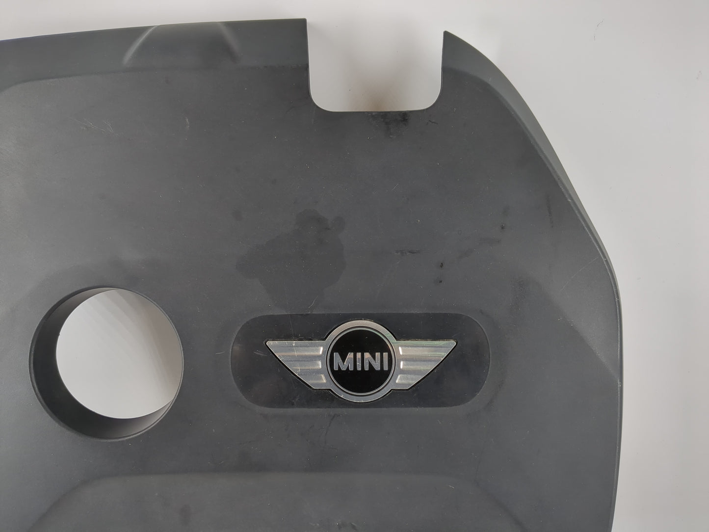 2017 Mini Cooper Clubman Engine Cover Black - Oemusedautoparts1.com