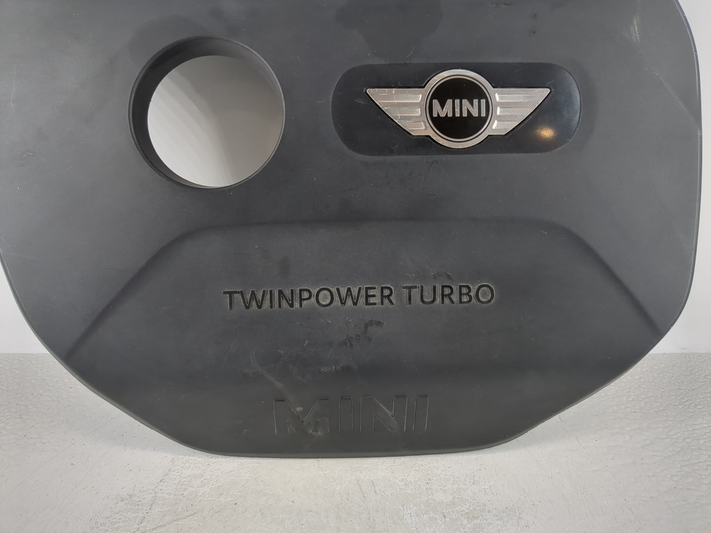 2017 Mini Cooper Clubman Engine Cover Black - Oemusedautoparts1.com