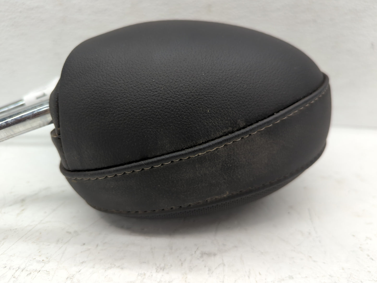 2016-2018 Mini Cooper Clubman Headrest Head Rest Front Driver Passenger Seat Fits Fits 2016 2017 2018 OEM Used Auto Parts - 