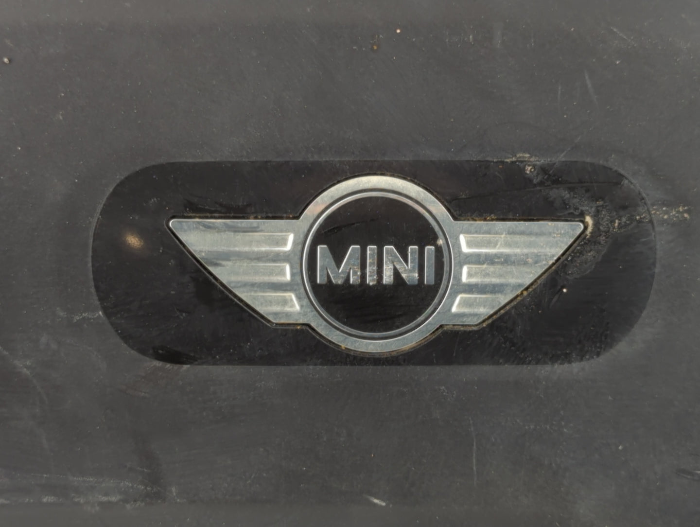 2017 Mini Cooper Clubman Engine Cover - Oemusedautoparts1.com